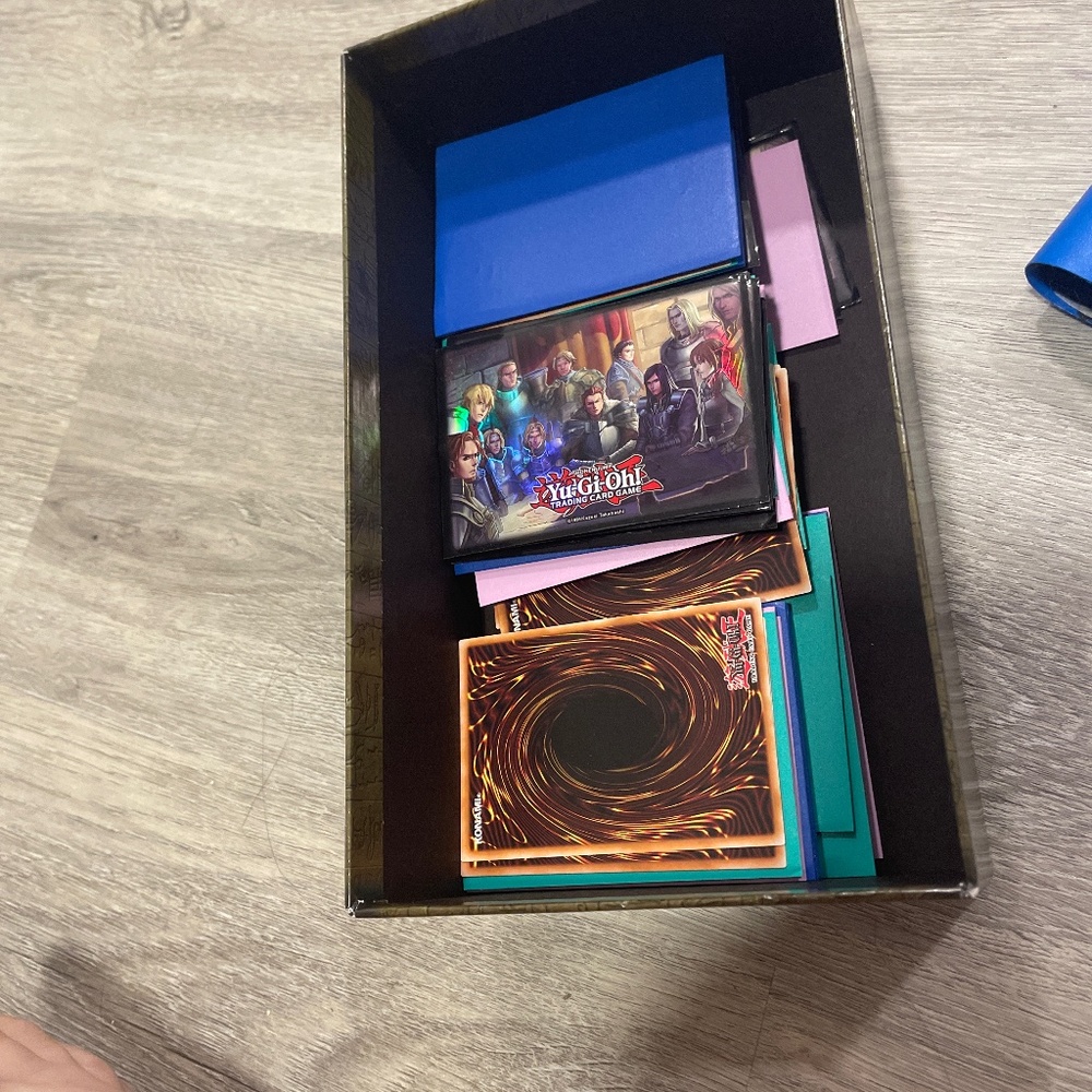 Yu-hi-oh! Cards